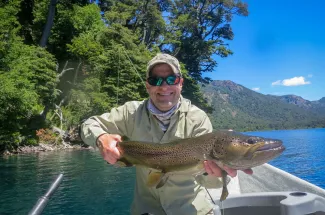 Lago Tromen monster brown near San Martin de los Andes