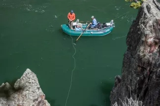 White water fishing trips in Yankee Jim Canyon