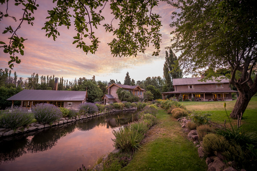 Estancia Huechahue is a 25,000 acre working ranch on the Alumine river with a central location that allows easy access to numerous rivers in Northern Patagonia